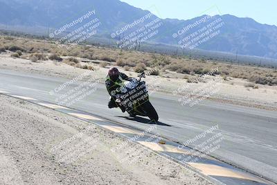 media/Dec-01-2025-Moto Forza (Mon) [[2daa91e15f]]/3-Beginner Group/Session 3 (Turn 16 Inside)/